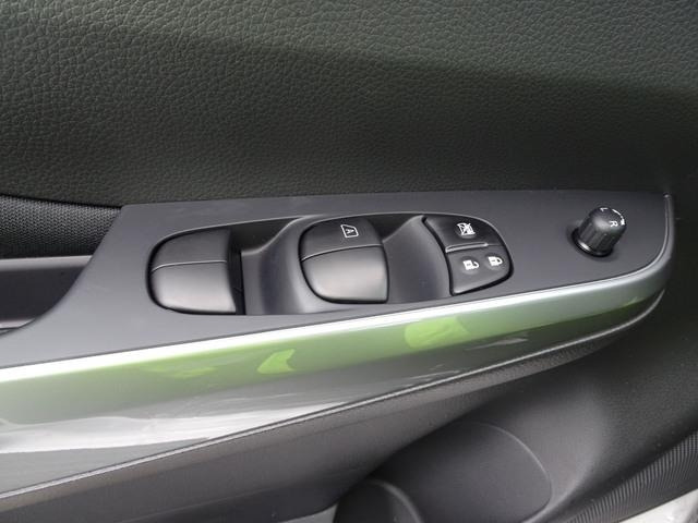 شاحنة التوصيل Nissan Navara: صورة 12 شاحنة التوصيل Nissan Navara: صورة 12