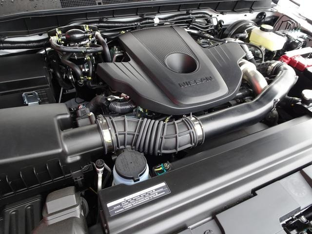 شاحنة التوصيل Nissan Navara: صورة 11 شاحنة التوصيل Nissan Navara: صورة 11