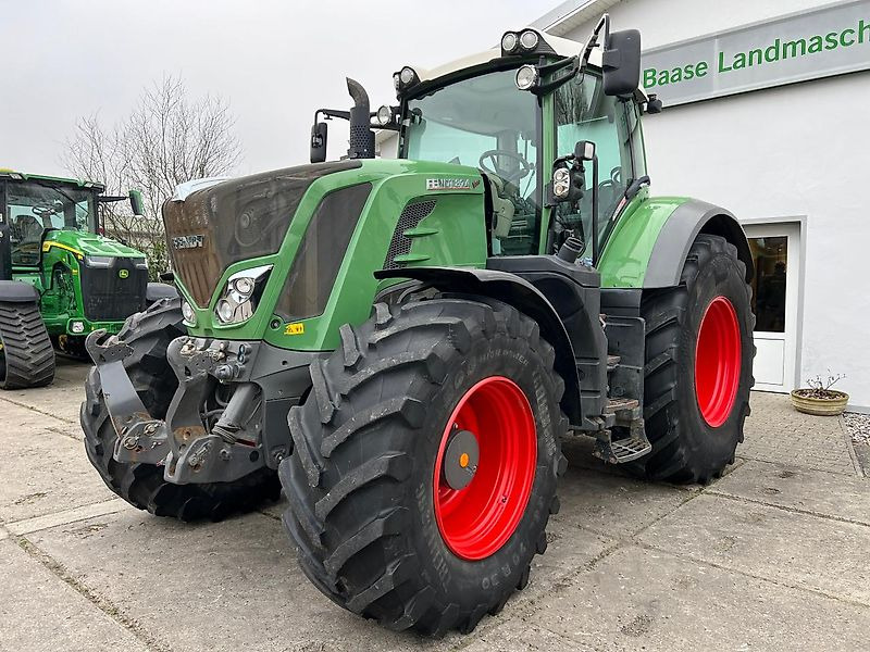 Fendt 824 Vario ProfiPlus - جرار: صورة 2 Fendt 824 Vario ProfiPlus - جرار: صورة 2
