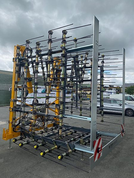 Wallner Strawmaster WSM 1260 - مشط العشب: صورة 1 Wallner Strawmaster WSM 1260 - مشط العشب: صورة 1