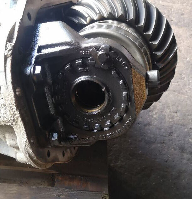 MAN HPD-1382 - صندوق التروس التفاضلية - شاحنة: صورة 1 MAN HPD-1382 - صندوق التروس التفاضلية - شاحنة: صورة 1