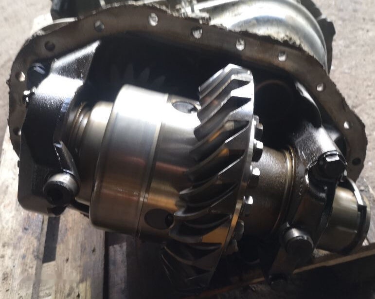 MAN HPD-1382 - صندوق التروس التفاضلية - شاحنة: صورة 2 MAN HPD-1382 - صندوق التروس التفاضلية - شاحنة: صورة 2