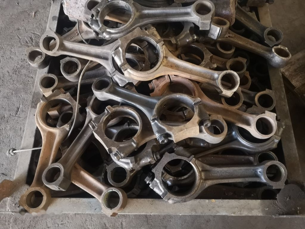 MAN - قضيب التوصيل - شاحنة: صورة 1 MAN - قضيب التوصيل - شاحنة: صورة 1