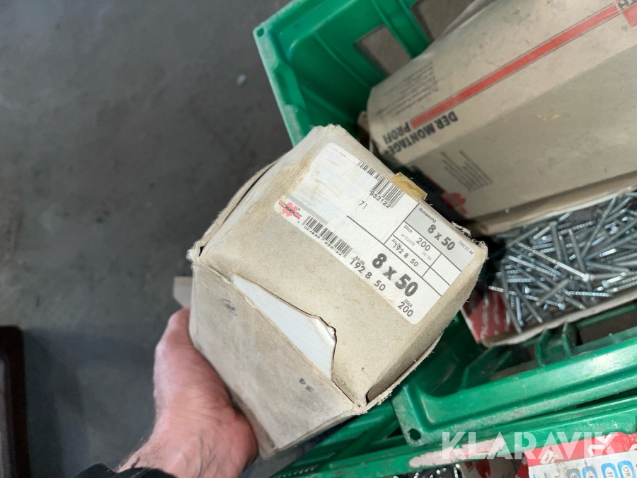 Franske skruer Avenue Og Würth 3 kasser med blandet størrelser - معدات البناء: صورة 3 Franske skruer Avenue Og Würth 3 kasser med blandet størrelser - معدات البناء: صورة 3