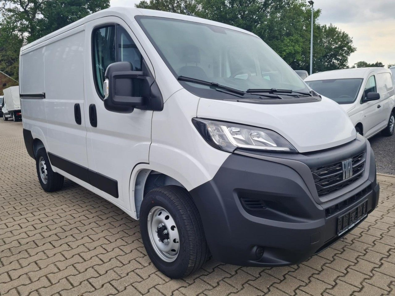 Fiat Ducato 30 Kasten L1H1 KLIMA PDC REGALE TEMPOMAT - فان المدمجة: صورة 4 Fiat Ducato 30 Kasten L1H1 KLIMA PDC REGALE TEMPOMAT - فان المدمجة: صورة 4