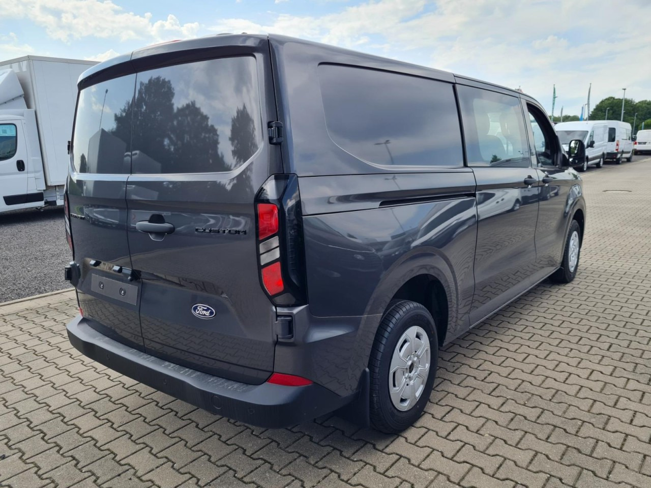 Ford Custom Kasten 320 L2 Trend Doka 5-Sitze KAMERA TEMPO - فان المدمجة, الشاحنات الصغيرة كابينة مزدوجة: صورة 4 Ford Custom Kasten 320 L2 Trend Doka 5-Sitze KAMERA TEMPO - فان المدمجة, الشاحنات الصغيرة كابينة مزدوجة: صورة 4