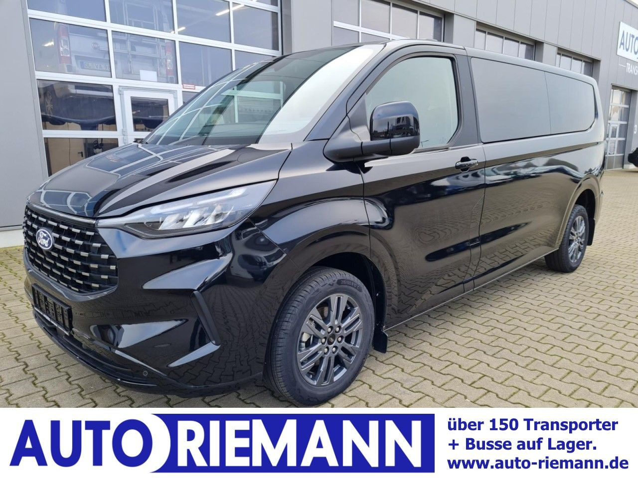 Ford Tourneo Custom 320 L2 Titanium 9 Sitze STANDHZ - ميكروباص: صورة 1 Ford Tourneo Custom 320 L2 Titanium 9 Sitze STANDHZ - ميكروباص: صورة 1