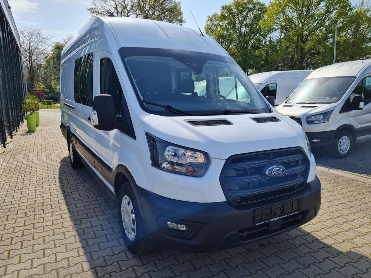 Ford Transit 350 Kasten Doka L4H3 Trend Mixto RWD - فان, الشاحنات الصغيرة كابينة مزدوجة: صورة 2 Ford Transit 350 Kasten Doka L4H3 Trend Mixto RWD - فان, الشاحنات الصغيرة كابينة مزدوجة: صورة 2