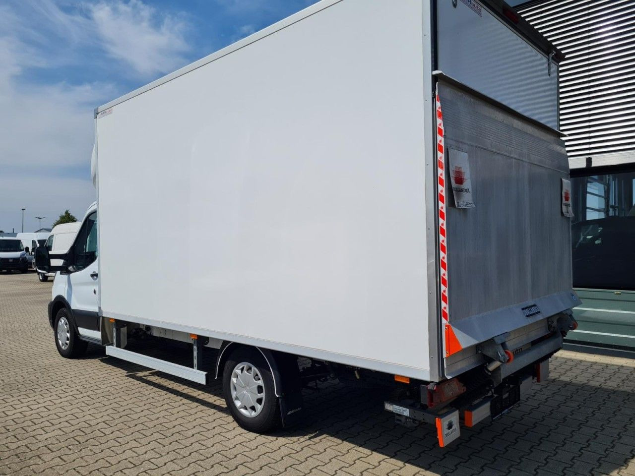 Ford Transit 350 Möbel Koffer LBW Trend AG KLIMA TEMP - شاحنة مغلقة الصندوق: صورة 5 Ford Transit 350 Möbel Koffer LBW Trend AG KLIMA TEMP - شاحنة مغلقة الصندوق: صورة 5