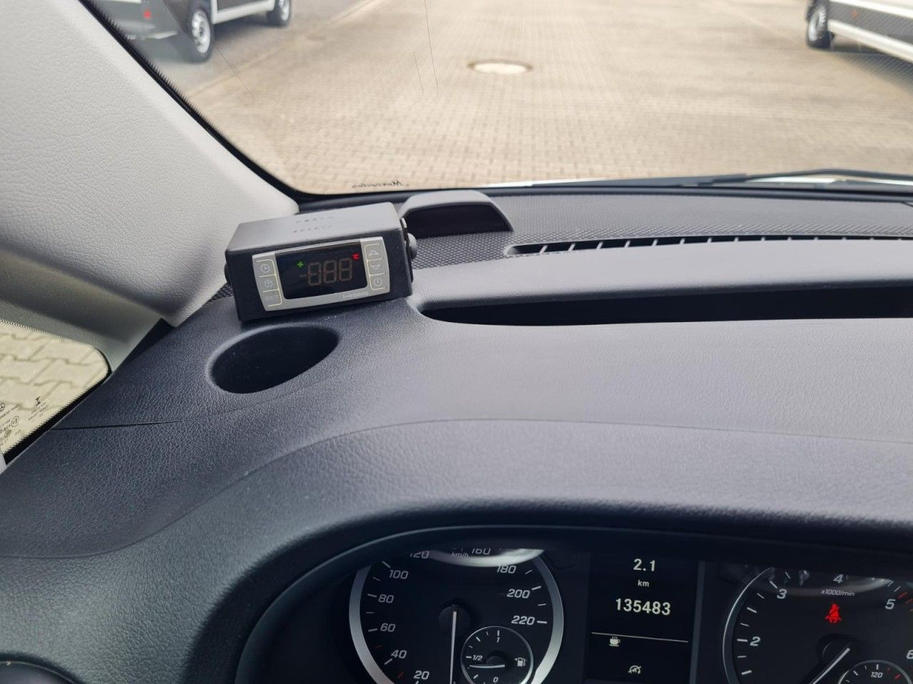 شاحنة مُبرّدة للتوصيل Mercedes-Benz Vito 116 Cdi Kühlkasten Stand + Fahrkühl. lang: صورة 17