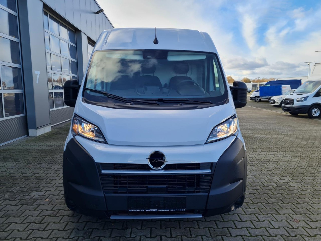 Opel Movano Kasten 2.2 HDI 180 L3H2 Klima NAVI TEMPOMAT - فان: صورة 2 Opel Movano Kasten 2.2 HDI 180 L3H2 Klima NAVI TEMPOMAT - فان: صورة 2