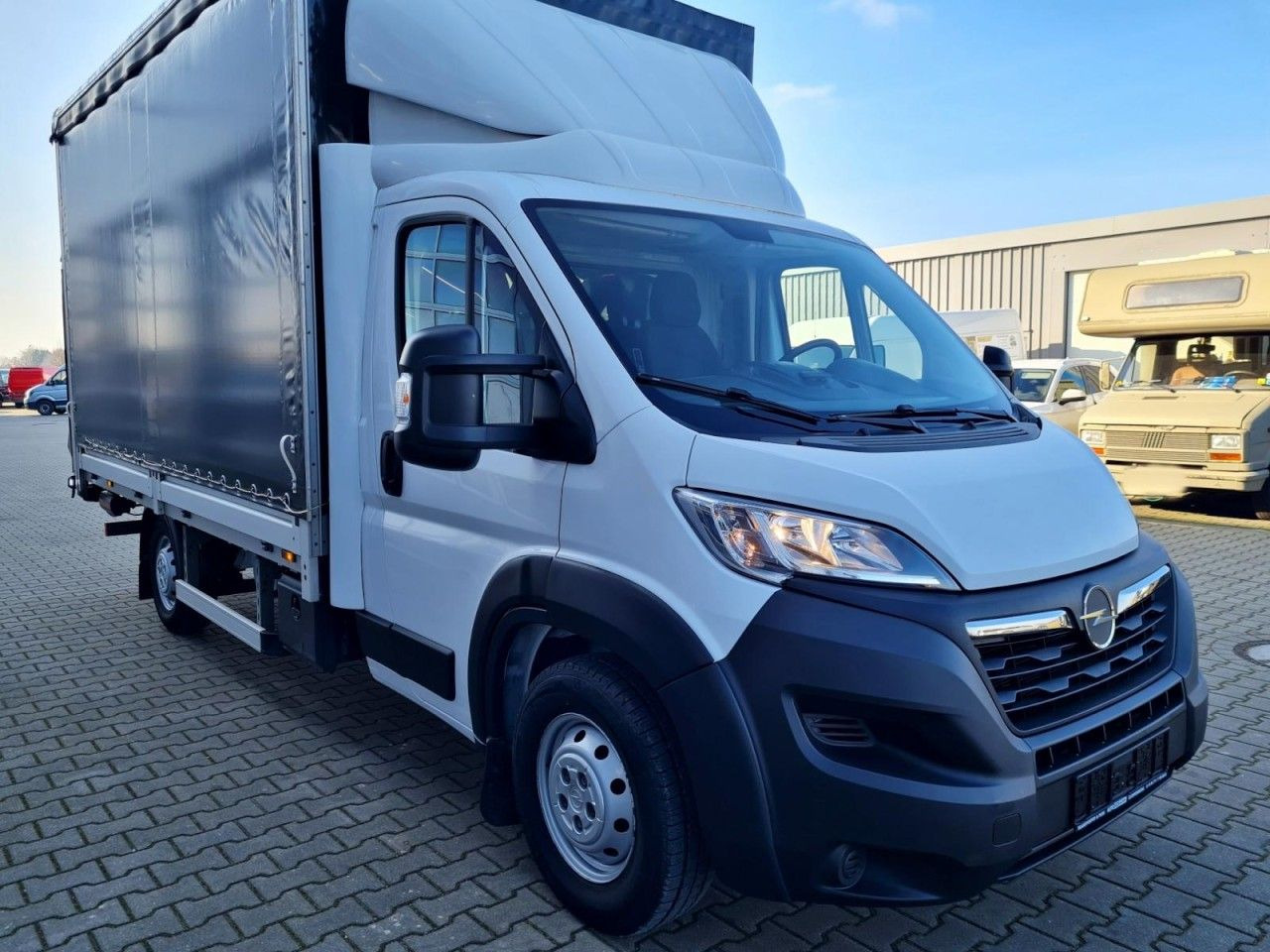 Opel Movano Pritsche Schiebe Plane LBW LUFTFEDER TEMP - شاحنة ستارة جانبية: صورة 3 Opel Movano Pritsche Schiebe Plane LBW LUFTFEDER TEMP - شاحنة ستارة جانبية: صورة 3