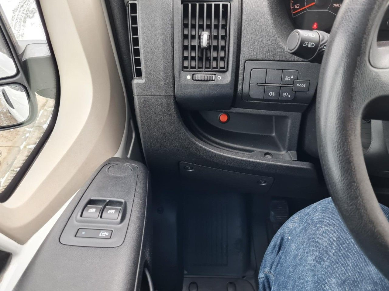 فان المدمجة, الشاحنات الصغيرة كابينة مزدوجة Peugeot Boxer Kasten L3H2 Doka 6-Sitze AHK PDC KLIMA: صورة 24