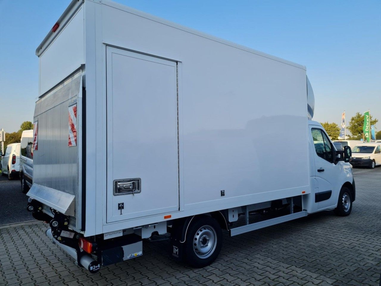 Renault Master 3.5t Möbel Koffer LBW KLIMA KOMFORT TEMPO - شاحنة مغلقة الصندوق: صورة 4 Renault Master 3.5t Möbel Koffer LBW KLIMA KOMFORT TEMPO - شاحنة مغلقة الصندوق: صورة 4