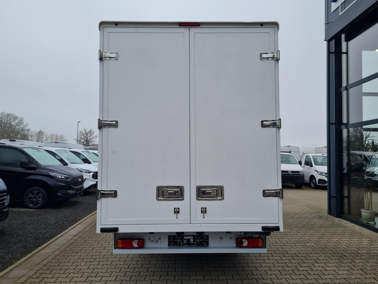 Renault Master 3.5t Möbel Koffer mit 10 Pal. Plätze TEMPOMAT - شاحنة مغلقة الصندوق: صورة 5 Renault Master 3.5t Möbel Koffer mit 10 Pal. Plätze TEMPOMAT - شاحنة مغلقة الصندوق: صورة 5