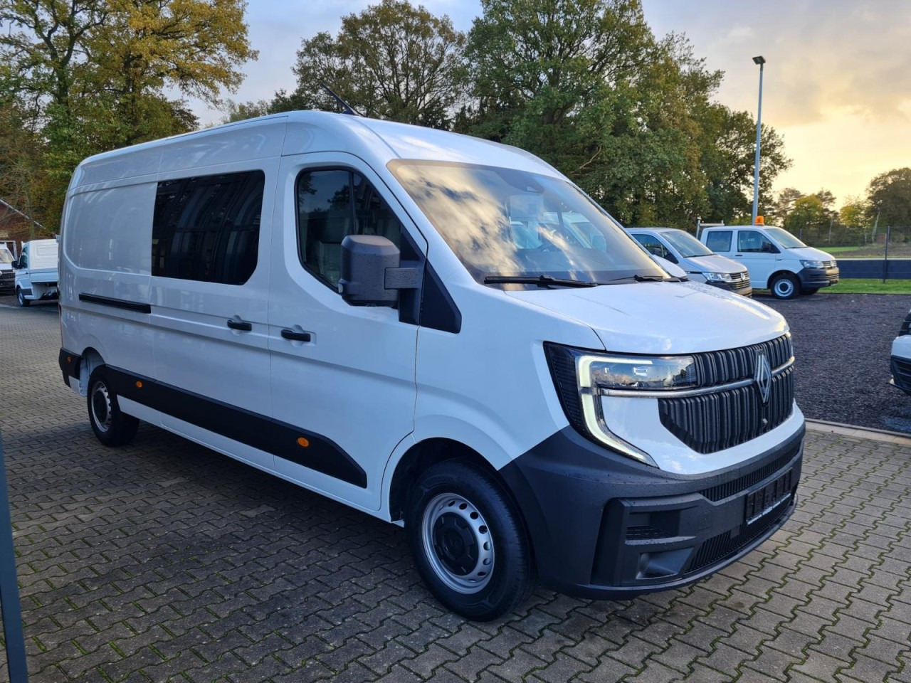 Renault Master 35 Kasten dCi Doka L3H2 KLIMA TEMPOMAT - فان, الشاحنات الصغيرة كابينة مزدوجة: صورة 3 Renault Master 35 Kasten dCi Doka L3H2 KLIMA TEMPOMAT - فان, الشاحنات الصغيرة كابينة مزدوجة: صورة 3