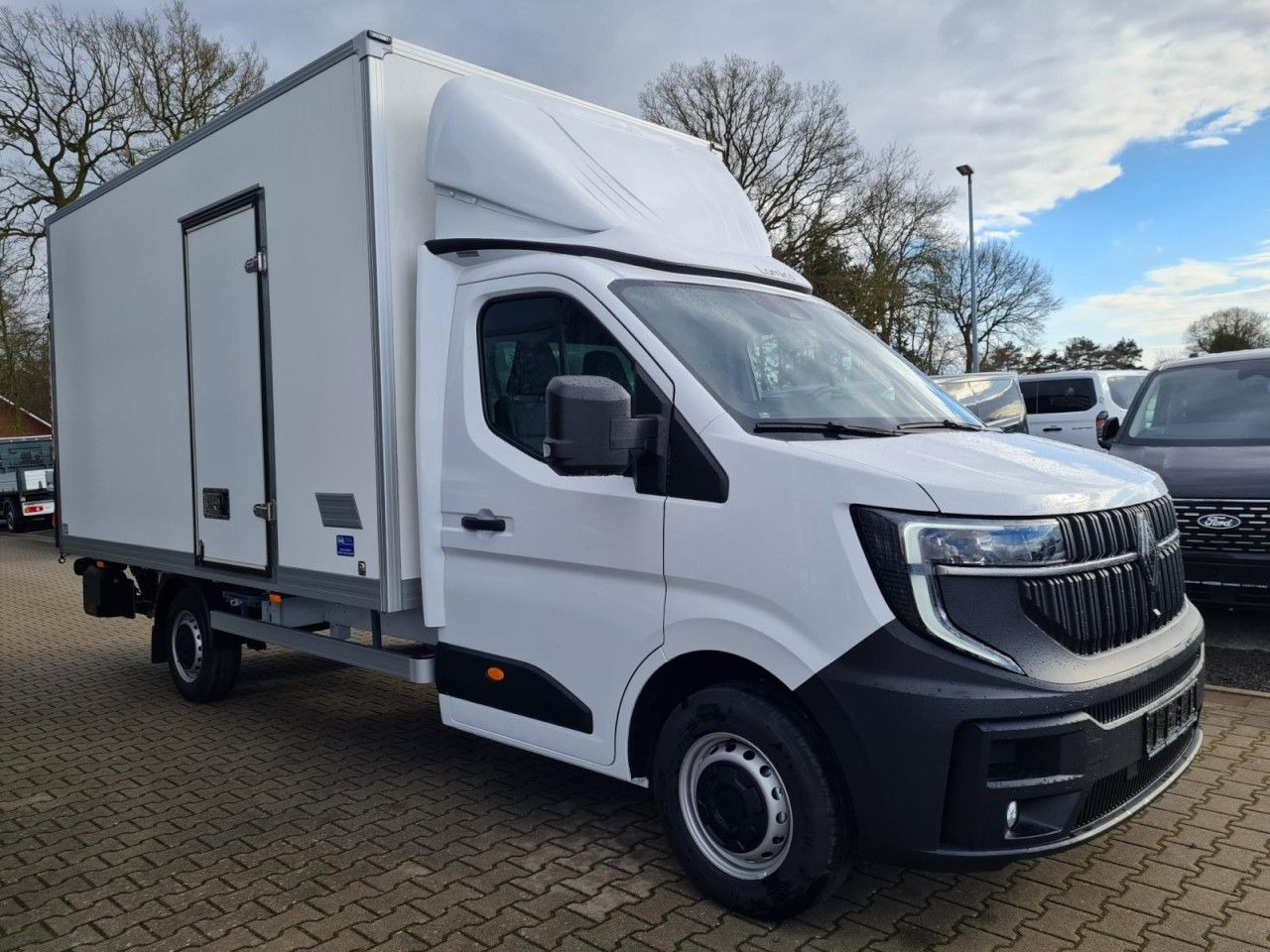 Renault Master 35 New Möbel Koffer LBW KAMERA LUFTFEDERU - شاحنة مغلقة الصندوق: صورة 3 Renault Master 35 New Möbel Koffer LBW KAMERA LUFTFEDERU - شاحنة مغلقة الصندوق: صورة 3