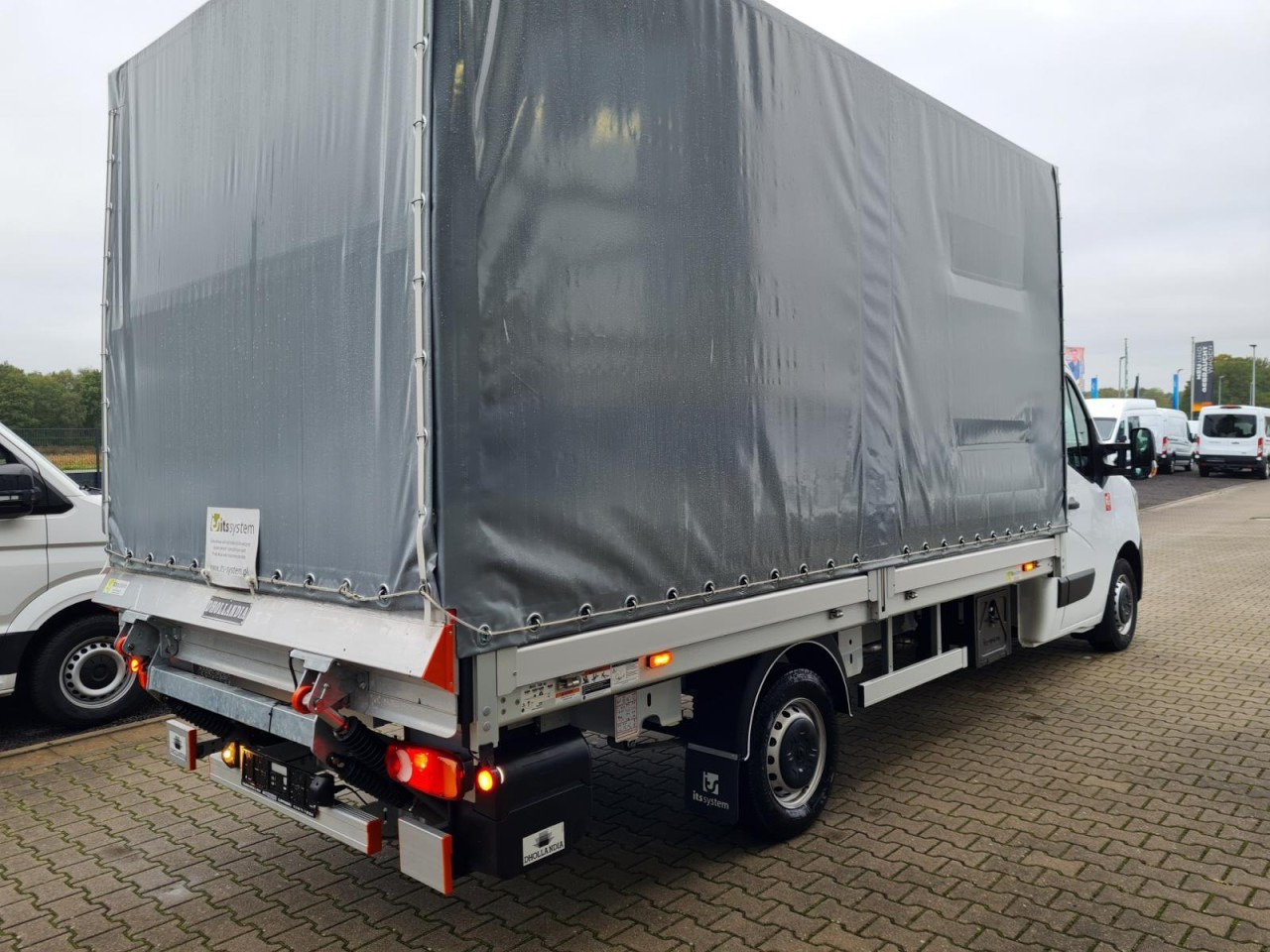 Renault Master 35 Pritsche Schiebe Plane LBW LUFTFEDERUNG - شاحنة ستارة جانبية: صورة 5 Renault Master 35 Pritsche Schiebe Plane LBW LUFTFEDERUNG - شاحنة ستارة جانبية: صورة 5