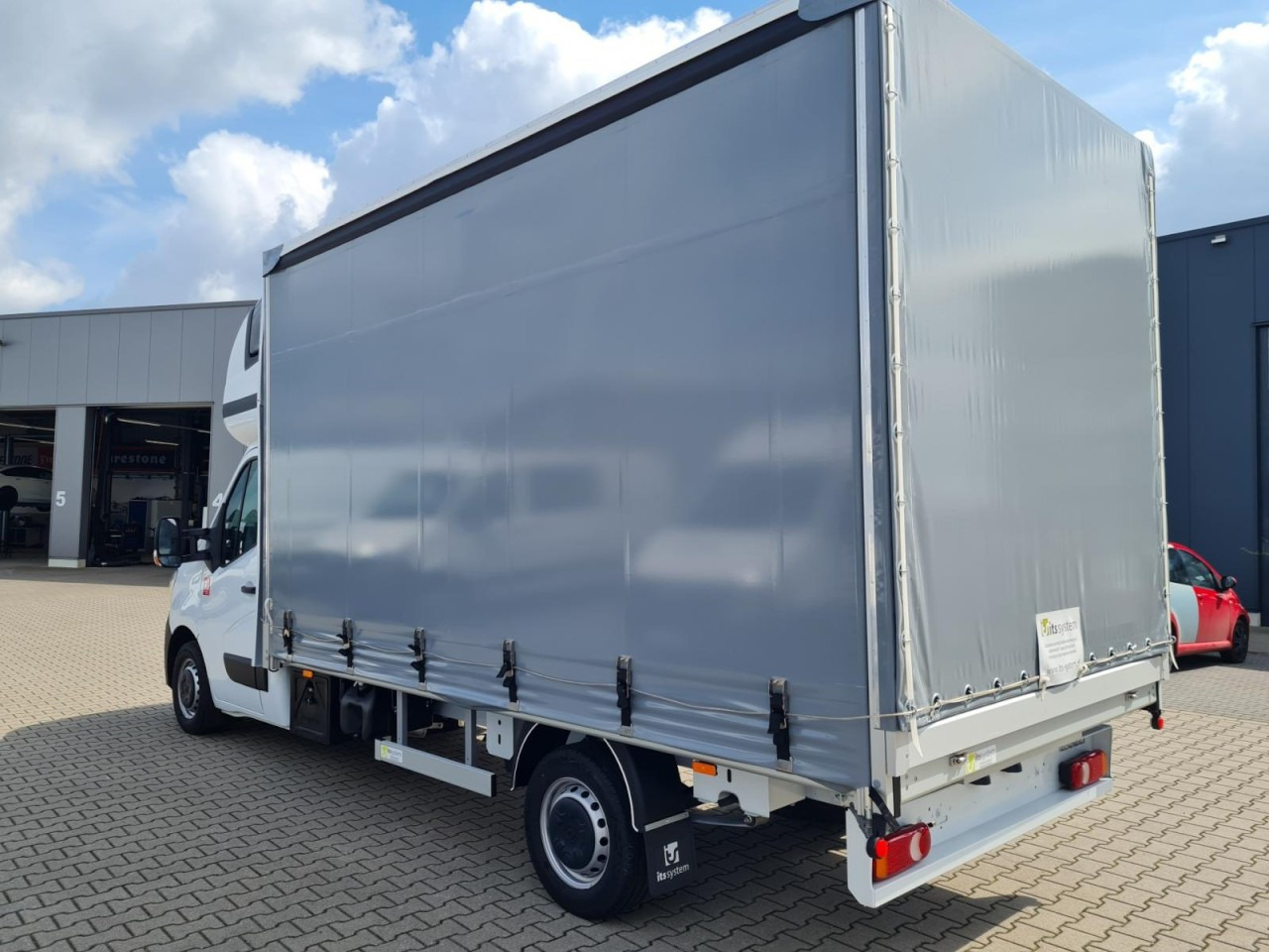 Renault Master 35 Pritsche Schiebe Plane Schlafkab. STHZ - شاحنة ستارة جانبية: صورة 5 Renault Master 35 Pritsche Schiebe Plane Schlafkab. STHZ - شاحنة ستارة جانبية: صورة 5
