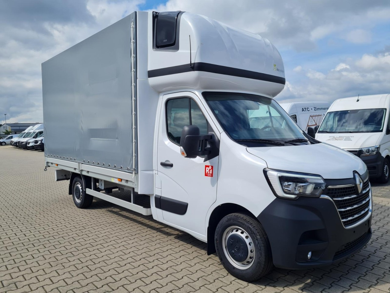 Renault Master 35 Pritsche Schiebe Plane Schlafkab. STHZ - شاحنة ستارة جانبية: صورة 3 Renault Master 35 Pritsche Schiebe Plane Schlafkab. STHZ - شاحنة ستارة جانبية: صورة 3