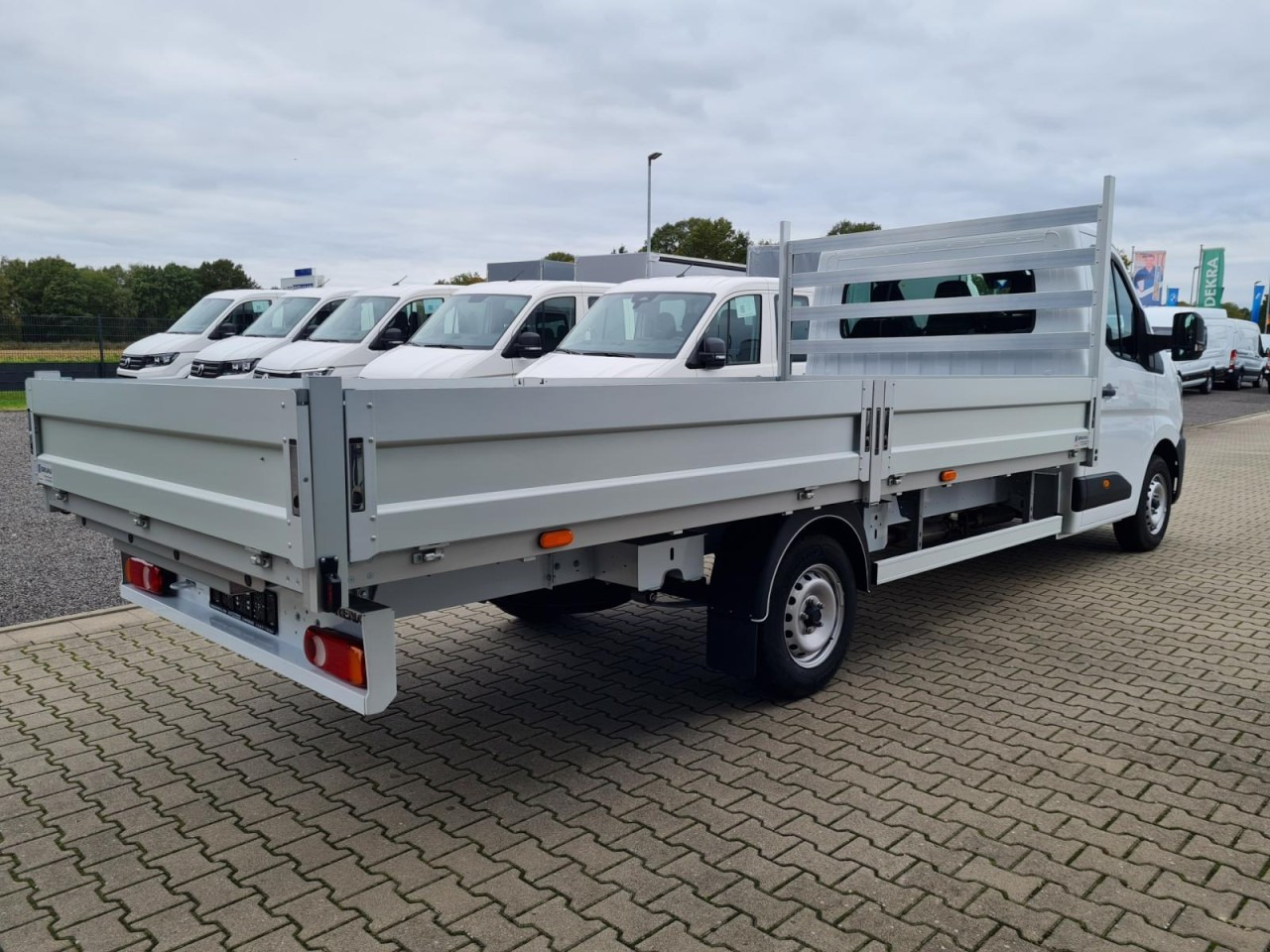Renault Master 35 Pritsche extra lang 4.85 m KLIMA TEMPOMAT - شاحنة مفتوحة: صورة 4 Renault Master 35 Pritsche extra lang 4.85 m KLIMA TEMPOMAT - شاحنة مفتوحة: صورة 4