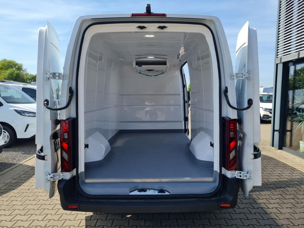 Renault Master New 3,5 t Kühlkasten Carrier L3H2 Kamera - شاحنة مُبرّدة للتوصيل: صورة 5 Renault Master New 3,5 t Kühlkasten Carrier L3H2 Kamera - شاحنة مُبرّدة للتوصيل: صورة 5