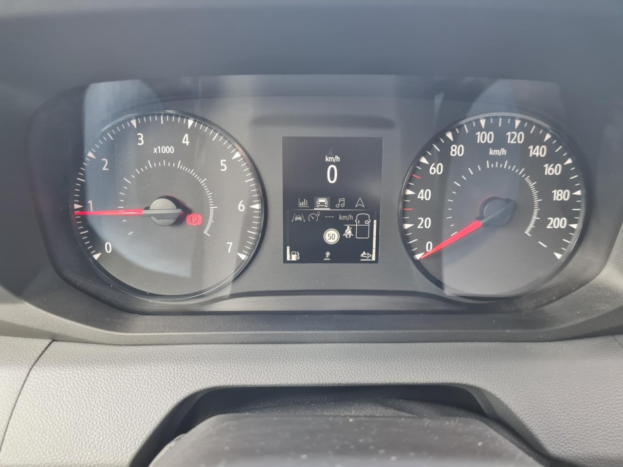 Renault Master New 35 Tiefrahmen Koffer dCi 170 KAMERA Renault Master New 35 Tiefrahmen Koffer dCi 170 KAMERA: صورة 10