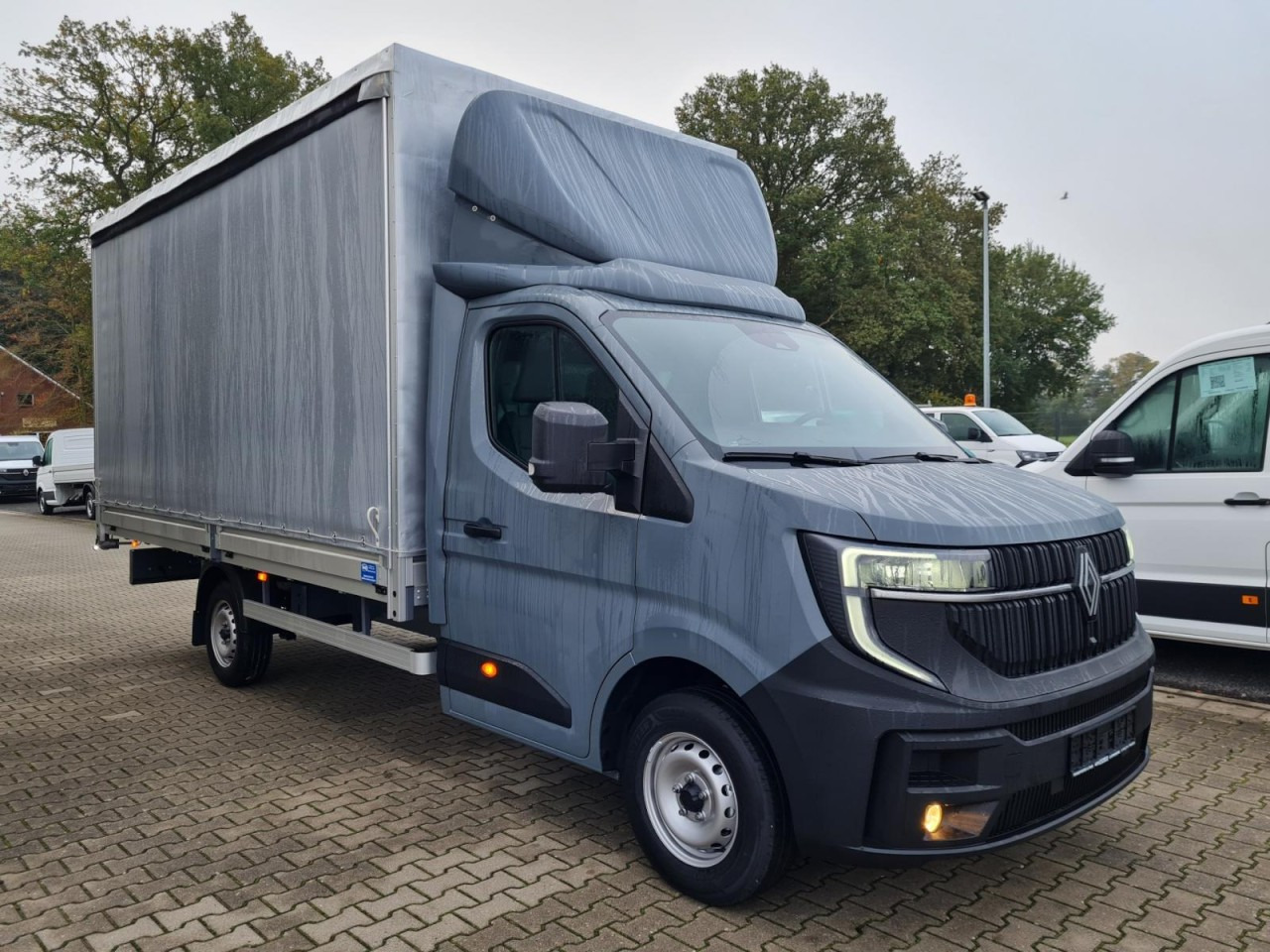 Renault Master Pritsche Schiebe Plane 10 Pal. LUFTFEDERUNG - شاحنة ستارة جانبية: صورة 4 Renault Master Pritsche Schiebe Plane 10 Pal. LUFTFEDERUNG - شاحنة ستارة جانبية: صورة 4