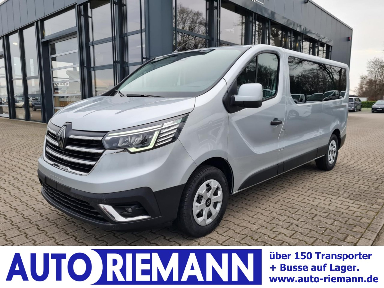 Renault Trafic Kombi 9-Sitze L2 Grand Equilibre KLIMA TEMPOMAT - الشاحنات الصغيرة كابينة مزدوجة: صورة 1 Renault Trafic Kombi 9-Sitze L2 Grand Equilibre KLIMA TEMPOMAT - الشاحنات الصغيرة كابينة مزدوجة: صورة 1