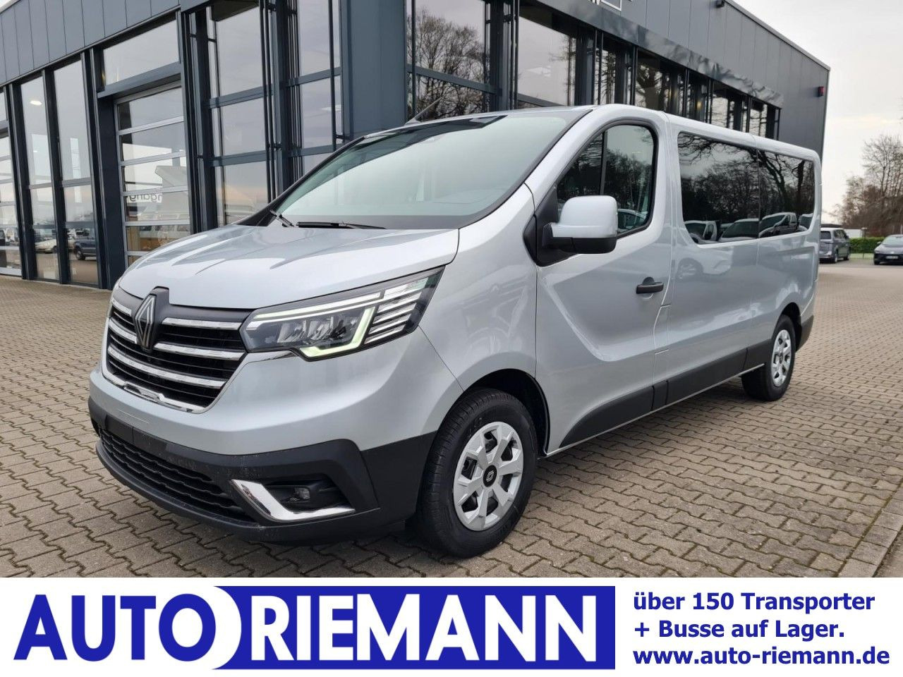 Renault Trafic Kombi 9-Sitze L2 Grand Equilibre KLIMA TE - سيارة: صورة 1 Renault Trafic Kombi 9-Sitze L2 Grand Equilibre KLIMA TE - سيارة: صورة 1
