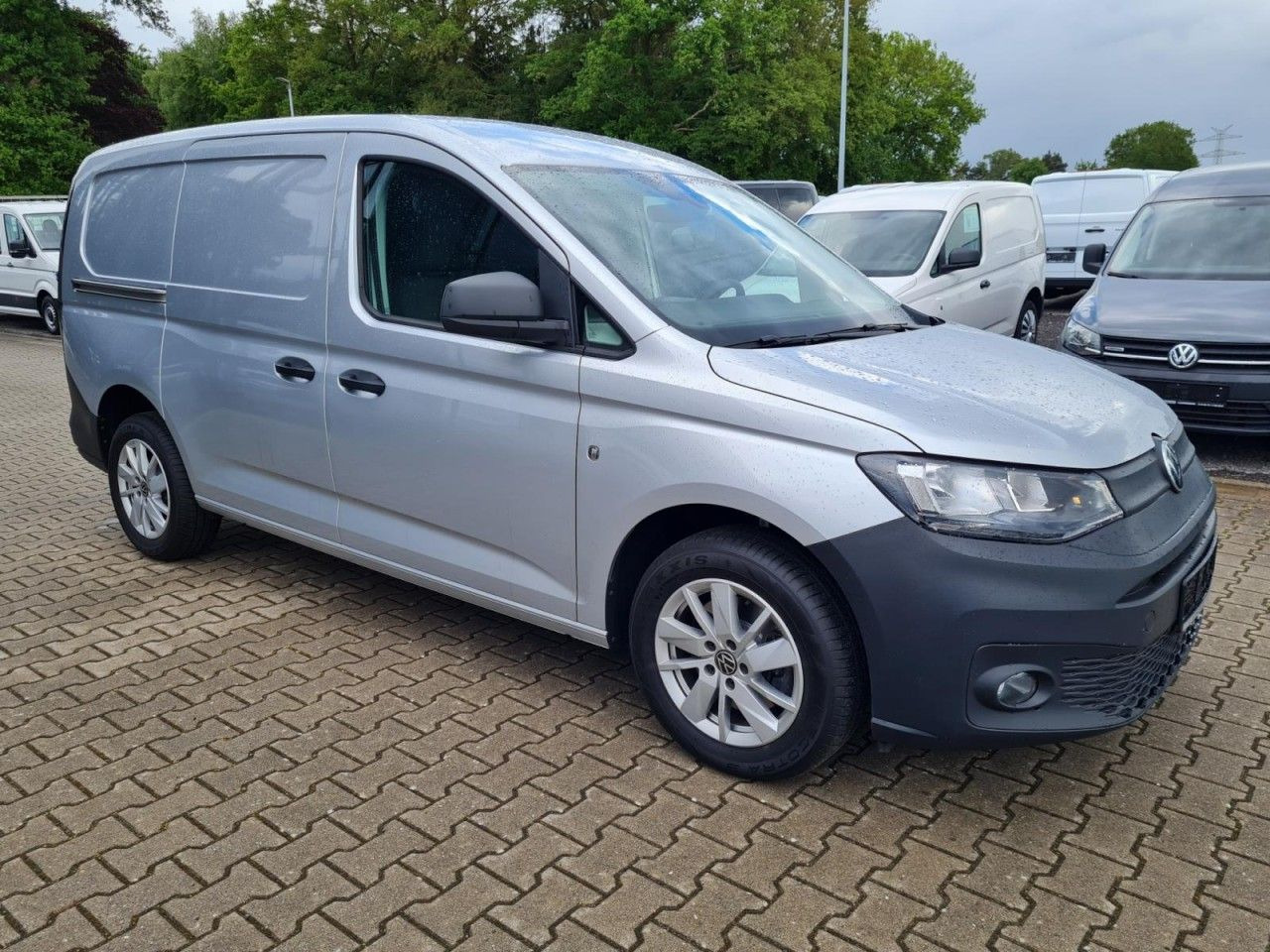 Volkswagen Caddy Cargo Maxi 2.0 TDI NAVI PDC KLIMA Alufelge - فان المدمجة: صورة 3 Volkswagen Caddy Cargo Maxi 2.0 TDI NAVI PDC KLIMA Alufelge - فان المدمجة: صورة 3