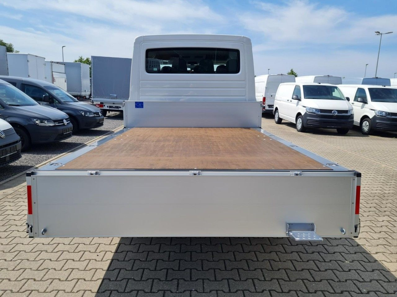 Volkswagen Crafter 35 Doka TDI MR LED KLIMA TEMPOMAT - شاحنة مفتوحة, الشاحنات الصغيرة كابينة مزدوجة: صورة 5 Volkswagen Crafter 35 Doka TDI MR LED KLIMA TEMPOMAT - شاحنة مفتوحة, الشاحنات الصغيرة كابينة مزدوجة: صورة 5