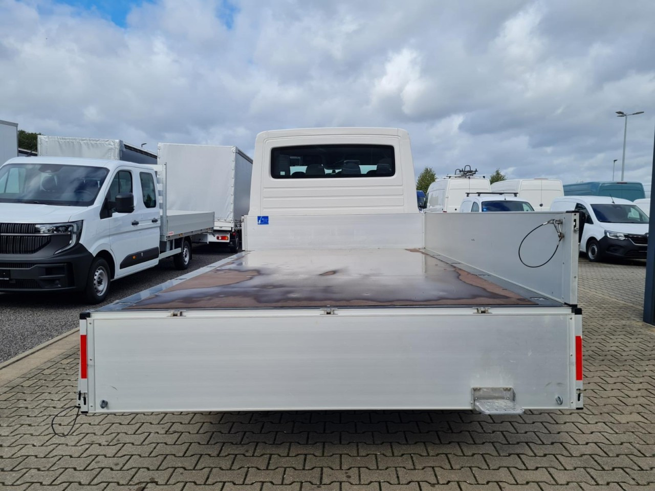 Volkswagen Crafter 35 Doka TDI Pritsche L4 4Motion - شاحنة مفتوحة, الشاحنات الصغيرة كابينة مزدوجة: صورة 5 Volkswagen Crafter 35 Doka TDI Pritsche L4 4Motion - شاحنة مفتوحة, الشاحنات الصغيرة كابينة مزدوجة: صورة 5