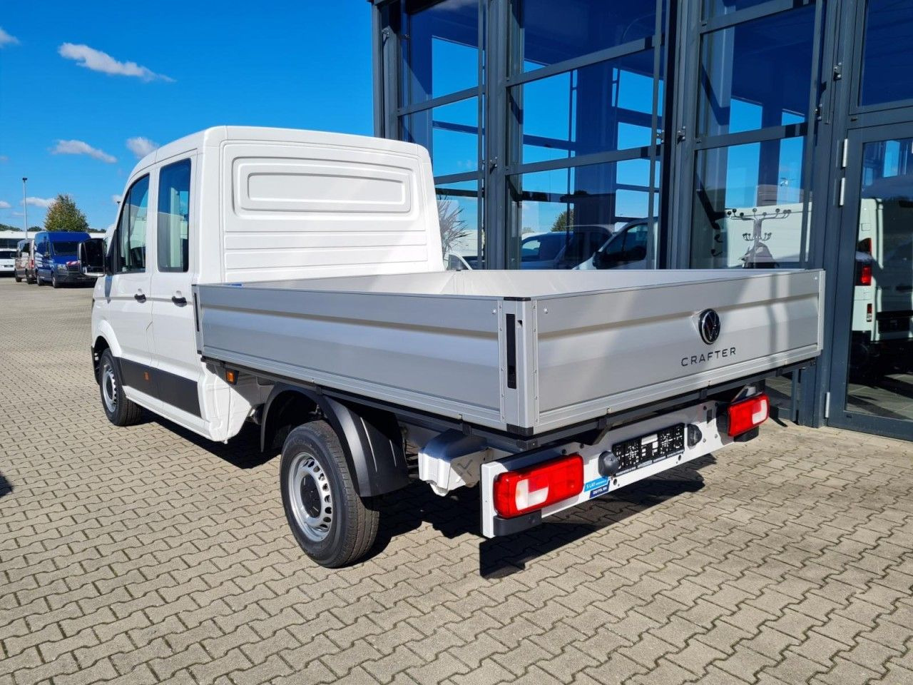 Volkswagen Crafter 35 Doka TDI Pritsche MR KLIMA TEMPOMAT - شاحنة مفتوحة, الشاحنات الصغيرة كابينة مزدوجة: صورة 4 Volkswagen Crafter 35 Doka TDI Pritsche MR KLIMA TEMPOMAT - شاحنة مفتوحة, الشاحنات الصغيرة كابينة مزدوجة: صورة 4