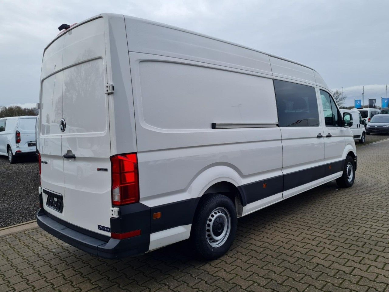 Volkswagen Crafter 35 Kasten 4MOTION L4H3 Plus Doka 7-Sitze - فان, الشاحنات الصغيرة كابينة مزدوجة: صورة 4 Volkswagen Crafter 35 Kasten 4MOTION L4H3 Plus Doka 7-Sitze - فان, الشاحنات الصغيرة كابينة مزدوجة: صورة 4