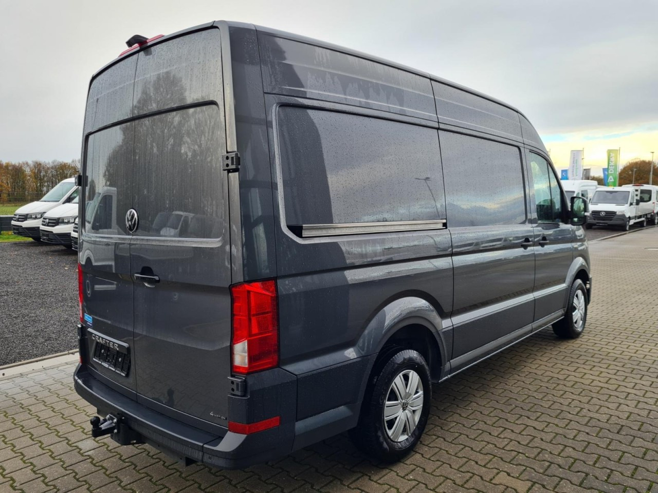 Volkswagen Crafter 35 Kasten MR L3H3 AG 4MOTION AHK LED KAMERA - فان: صورة 4 Volkswagen Crafter 35 Kasten MR L3H3 AG 4MOTION AHK LED KAMERA - فان: صورة 4