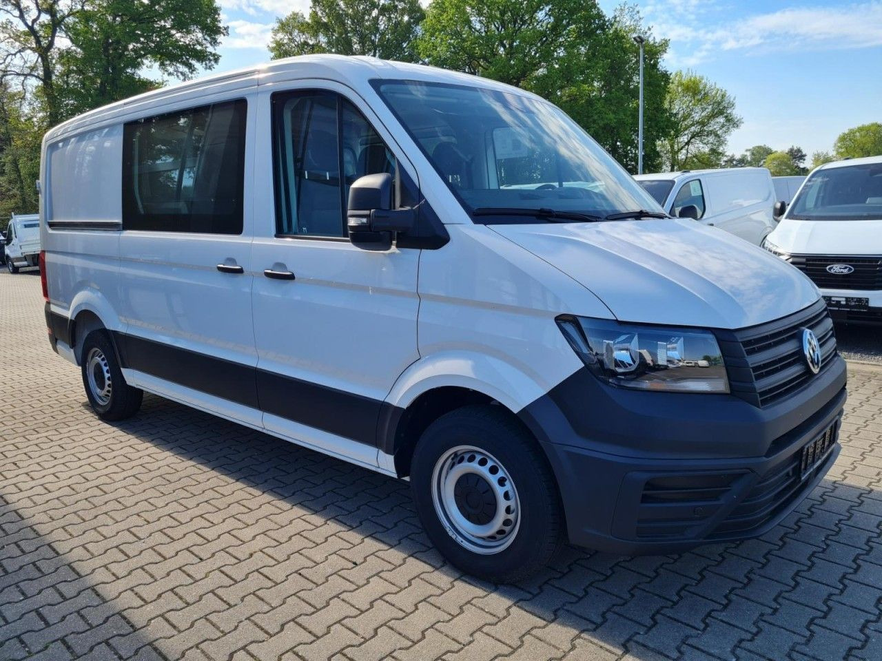 Volkswagen Crafter 35 Kasten Plus Doka Mixto PDC NAVI/APP - فان, الشاحنات الصغيرة كابينة مزدوجة: صورة 3 Volkswagen Crafter 35 Kasten Plus Doka Mixto PDC NAVI/APP - فان, الشاحنات الصغيرة كابينة مزدوجة: صورة 3