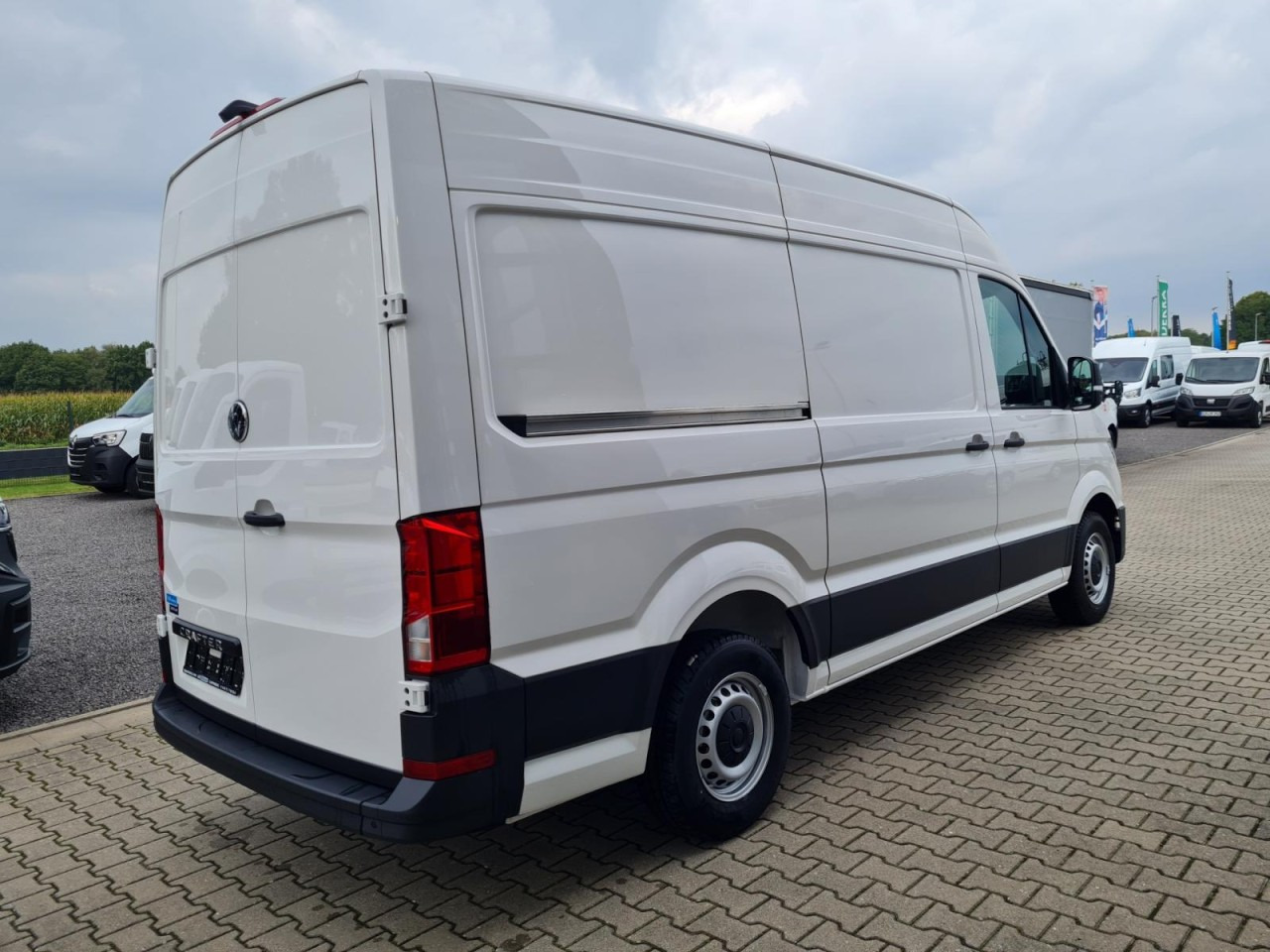 Volkswagen Crafter 35 Kasten TDI L3H3 LED TEMPOMAT AUTOMATIK - فان: صورة 4 Volkswagen Crafter 35 Kasten TDI L3H3 LED TEMPOMAT AUTOMATIK - فان: صورة 4