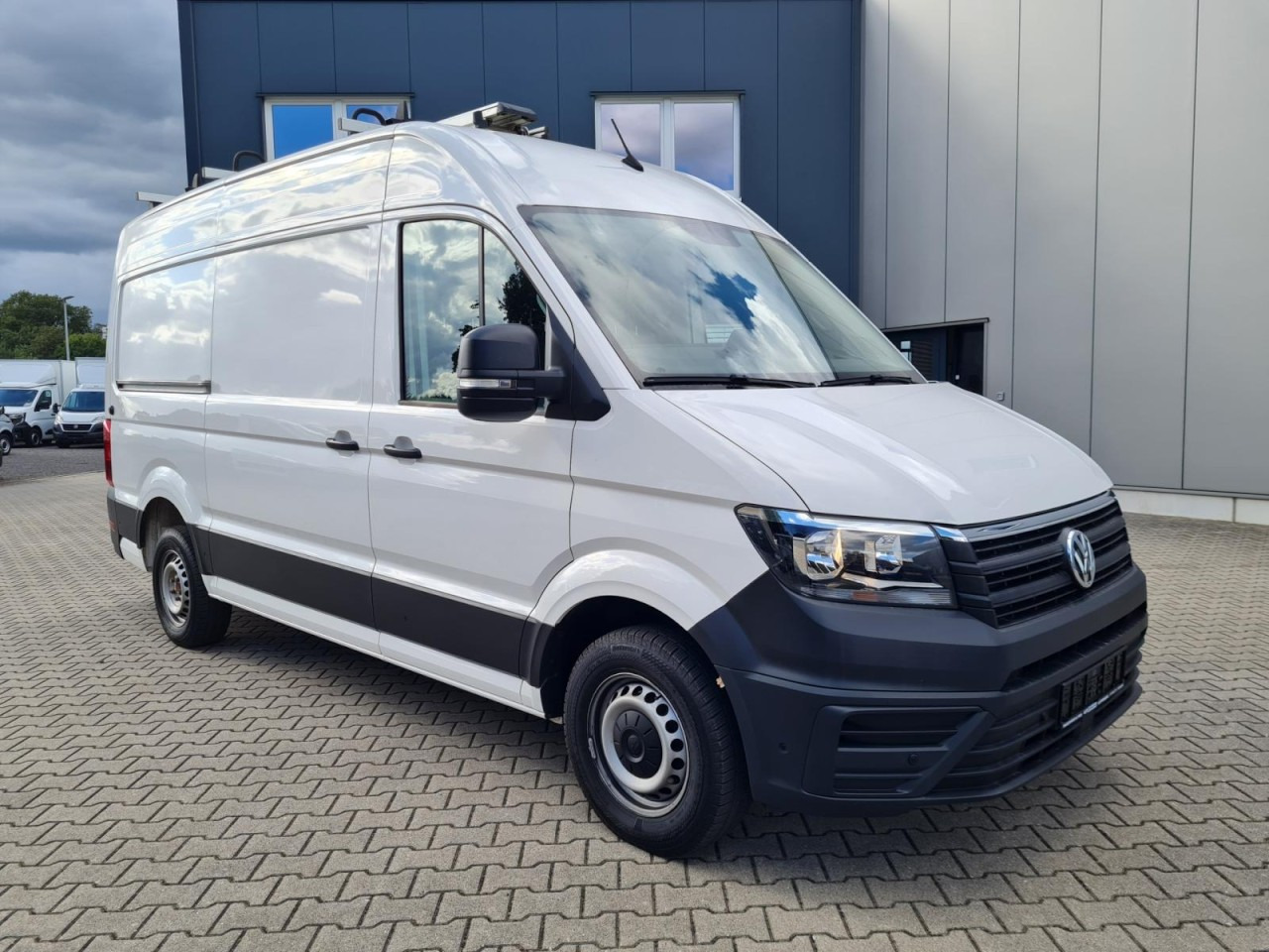 Volkswagen Crafter 35 Kasten TDI MR L3H3 NAVI TOUCH KAMERA - فان: صورة 3 Volkswagen Crafter 35 Kasten TDI MR L3H3 NAVI TOUCH KAMERA - فان: صورة 3