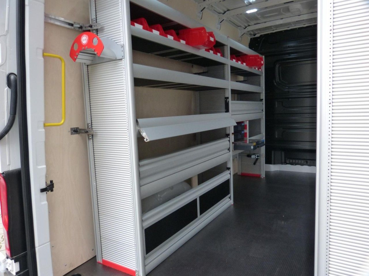 فان Volkswagen Crafter 35 Kasten TDI MR PDC WERKSTATTEINRICHTUN: صورة 6