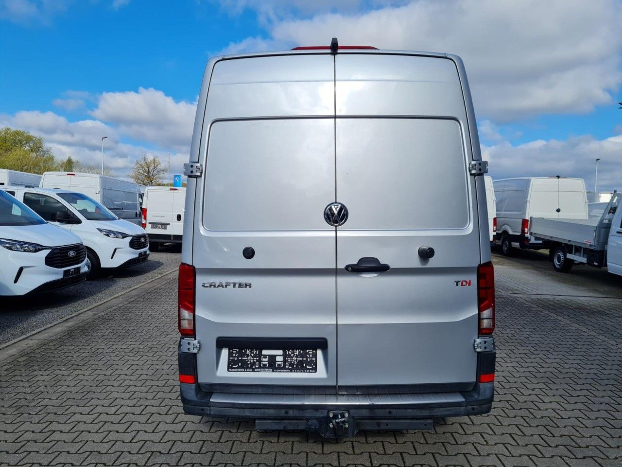 Volkswagen Crafter 35 Kasten TDI MR hoch NAVI KLIMA TEMPOMA - فان: صورة 5 Volkswagen Crafter 35 Kasten TDI MR hoch NAVI KLIMA TEMPOMA - فان: صورة 5