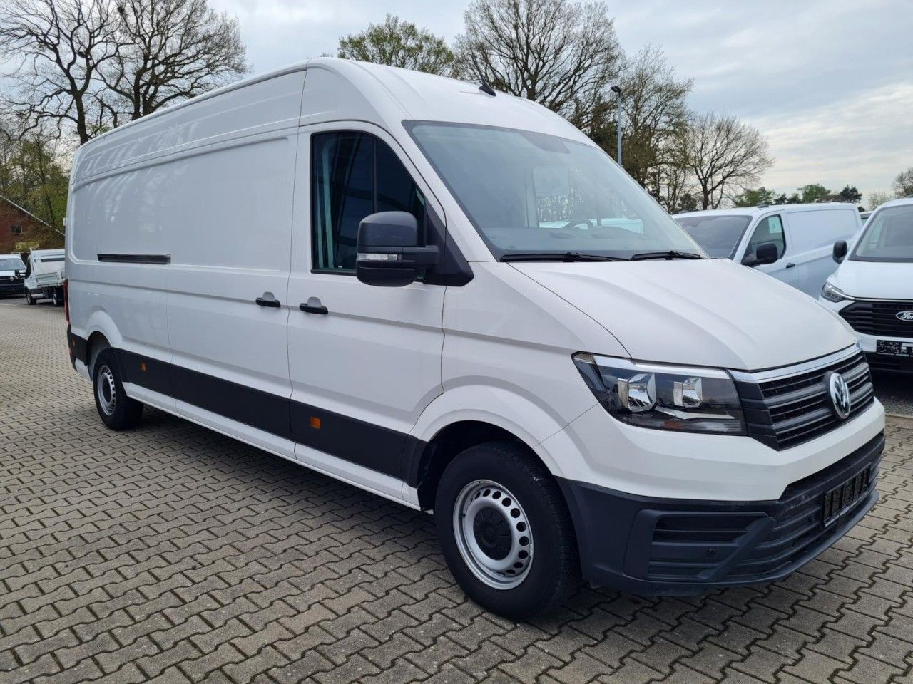 Volkswagen Crafter 35 Kasten lang L4H2 KLIMA NAVI_APP HOLZB - فان: صورة 3 Volkswagen Crafter 35 Kasten lang L4H2 KLIMA NAVI_APP HOLZB - فان: صورة 3
