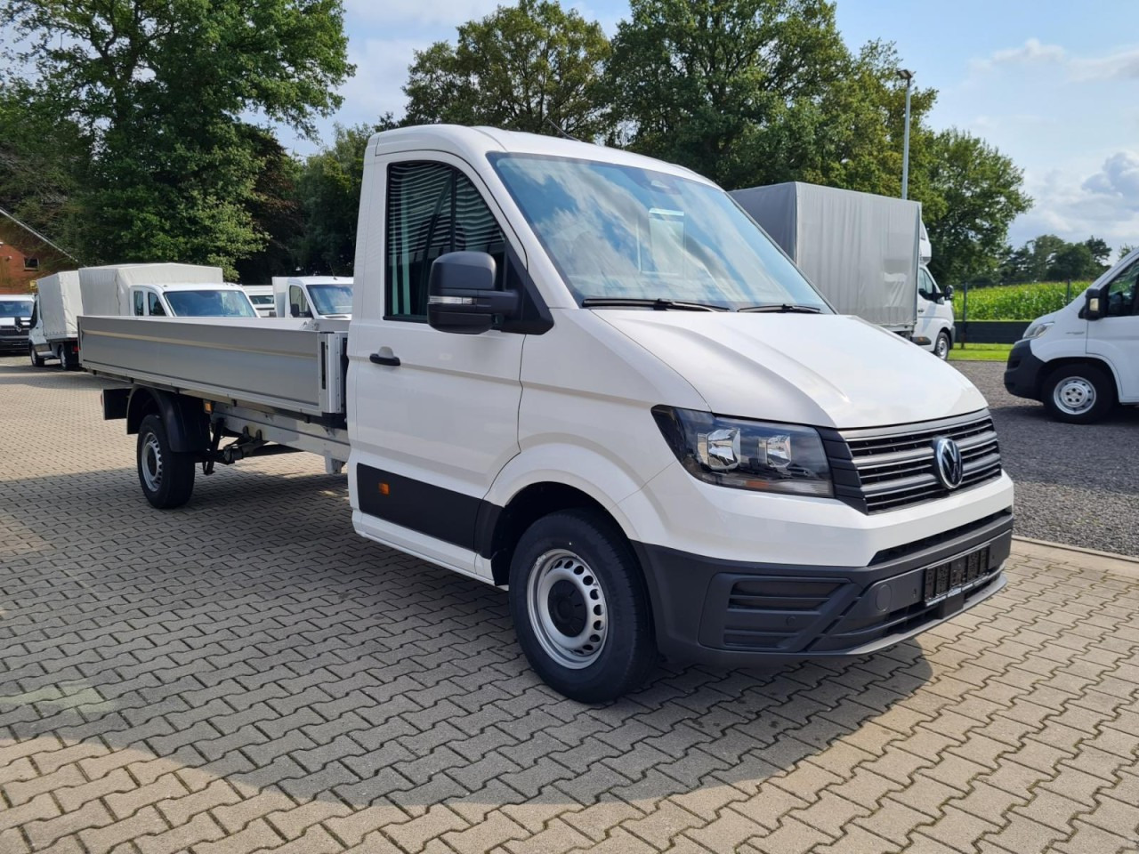 Volkswagen Crafter 35 Pritsche L4 lang KLIMA NAVI/APP TEMPOMAT - شاحنة مفتوحة: صورة 3 Volkswagen Crafter 35 Pritsche L4 lang KLIMA NAVI/APP TEMPOMAT - شاحنة مفتوحة: صورة 3
