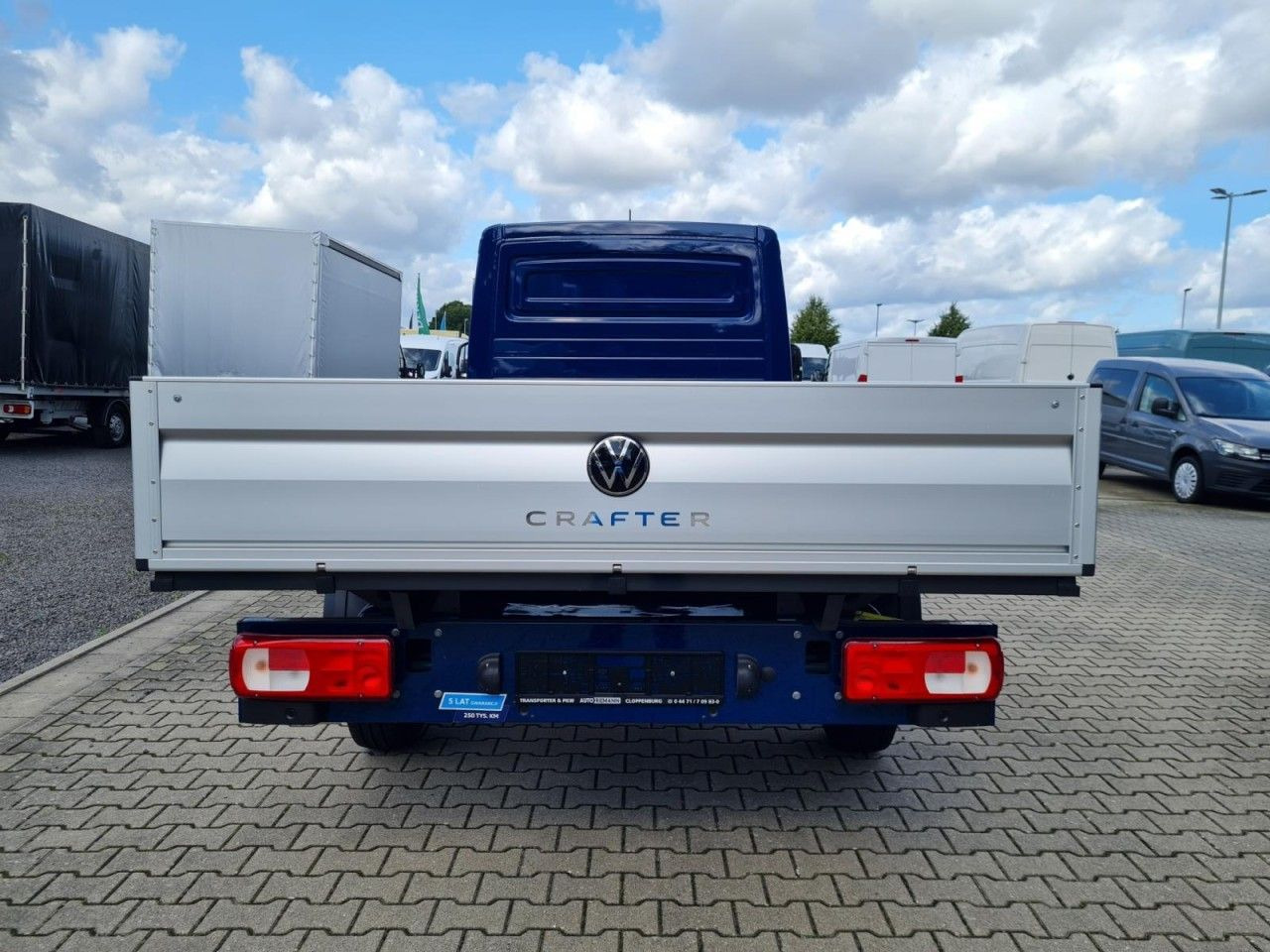 Volkswagen Crafter 35 Pritsche TDI L3 KLIMA TEMPOMAT 3 Sitz - شاحنة مفتوحة: صورة 5 Volkswagen Crafter 35 Pritsche TDI L3 KLIMA TEMPOMAT 3 Sitz - شاحنة مفتوحة: صورة 5