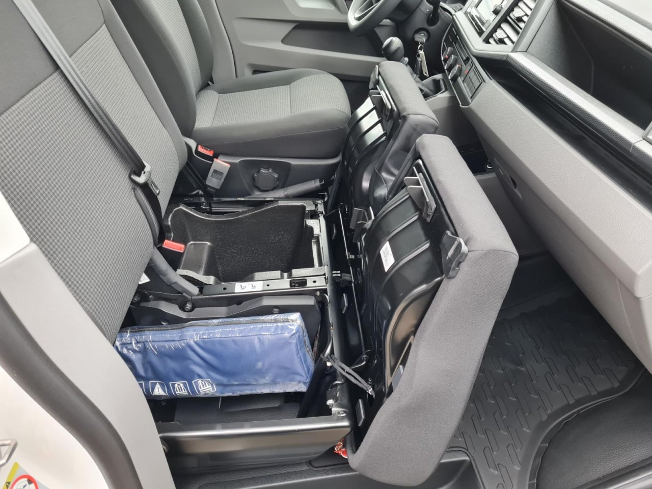 فان المدمجة Volkswagen T6.1 Kasten KR Heckklappe KAMERA KLIMA Navi App: صورة 15