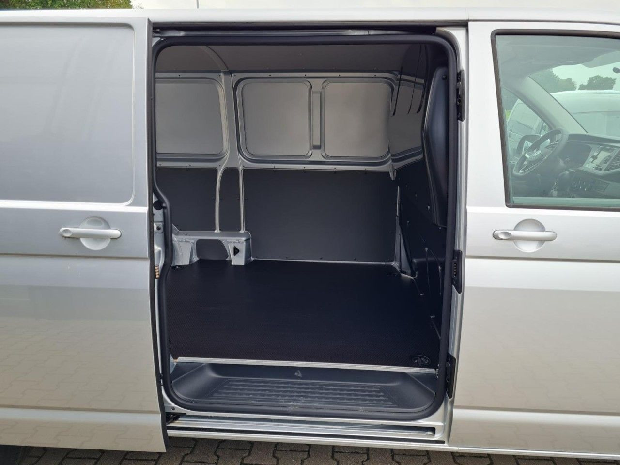 Volkswagen T6.1 Kasten TDI lang DSG LED KAMERA TEMPOMAT Volkswagen T6.1 Kasten TDI lang DSG LED KAMERA TEMPOMAT: صورة 7