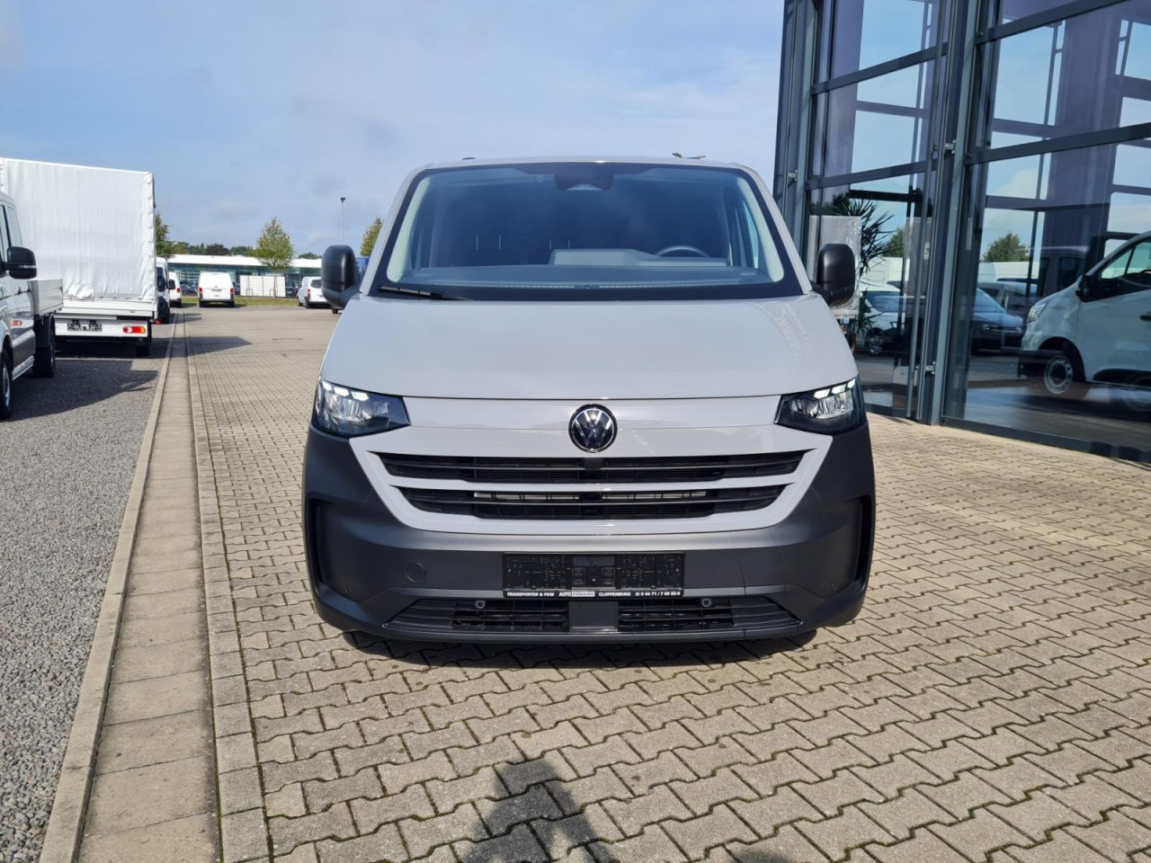 Volkswagen T7 Transporter Kasten TDi AG L2 AHK KLIMA KAMERA LED - فان المدمجة: صورة 2 Volkswagen T7 Transporter Kasten TDi AG L2 AHK KLIMA KAMERA LED - فان المدمجة: صورة 2