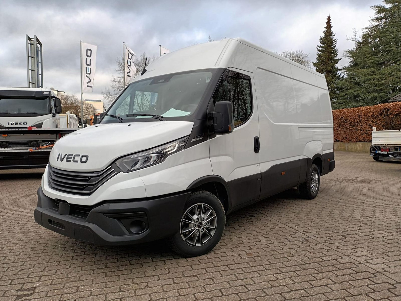 Iveco Daily 35S16A8 V 3520L - ab 0% Finanzieren - فان: صورة 1 Iveco Daily 35S16A8 V 3520L - ab 0% Finanzieren - فان: صورة 1