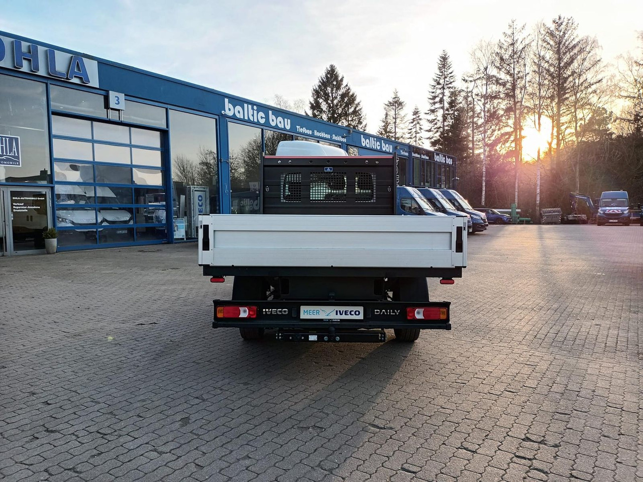 Iveco Daily 35S16H3.0 Pritsche,AHK, Rückfahrkamera... - شاحنة مفتوحة: صورة 3 Iveco Daily 35S16H3.0 Pritsche,AHK, Rückfahrkamera... - شاحنة مفتوحة: صورة 3