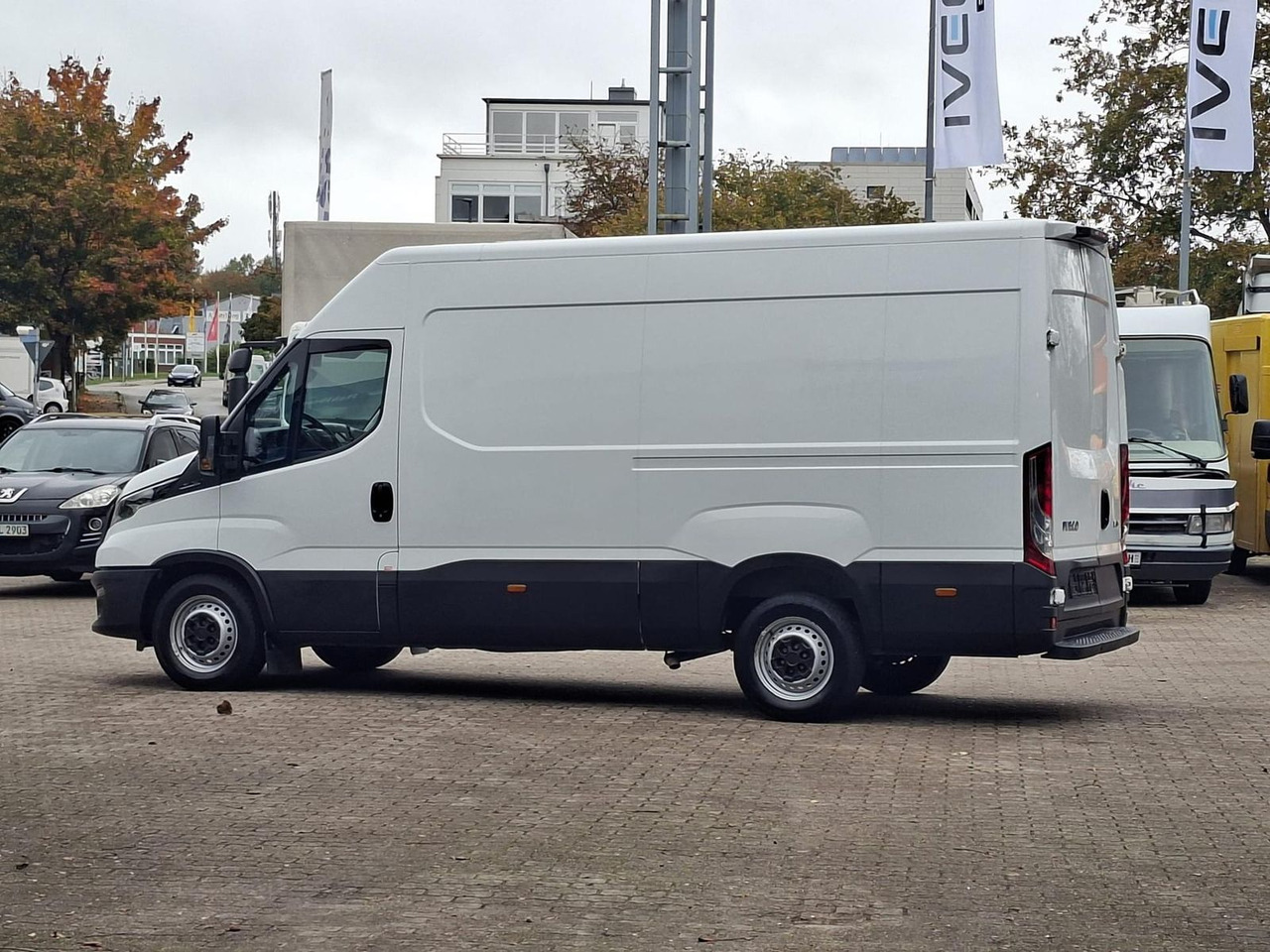 Iveco Daily 35S16V 3520L Klima, Radio - فان: صورة 2 Iveco Daily 35S16V 3520L Klima, Radio - فان: صورة 2